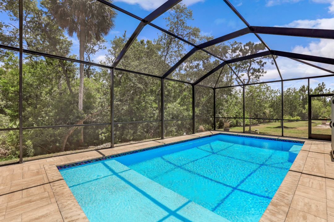 3101 Amadora Cir, Cape Coral, FL 33909