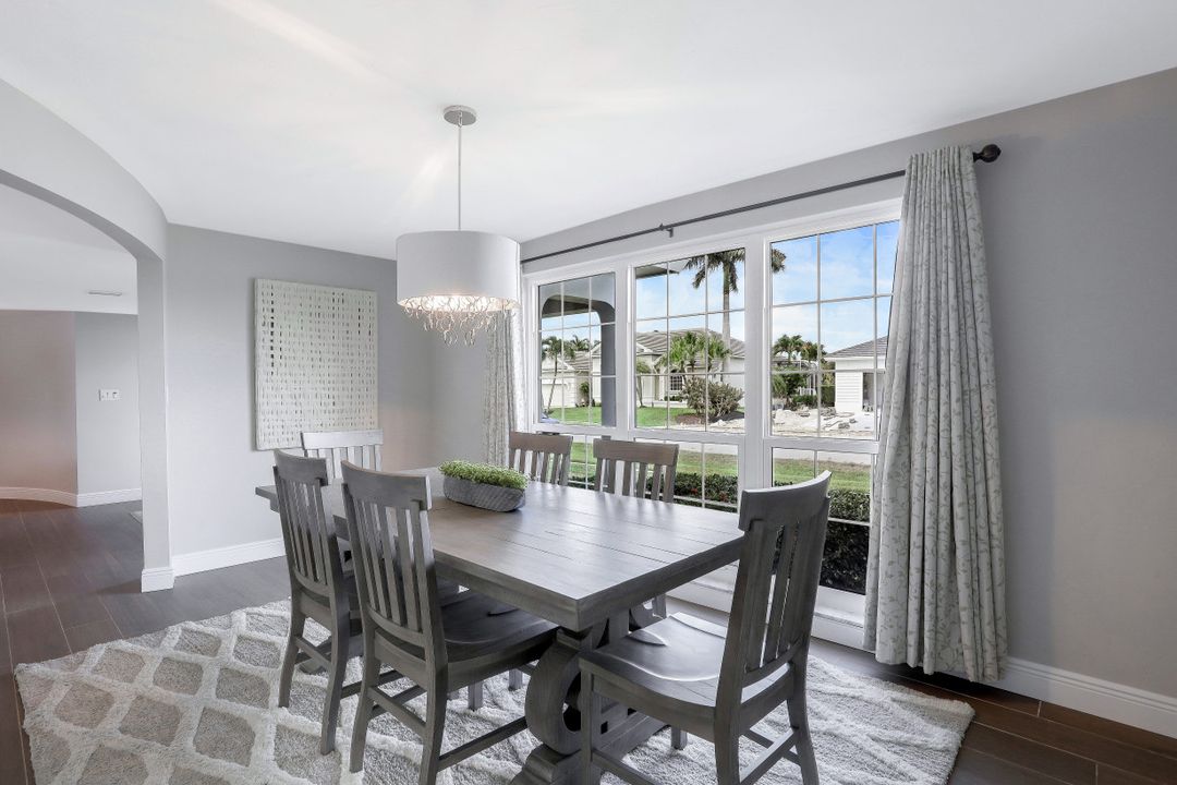 166 Hollyhock Ct, Marco Island, FL 34145