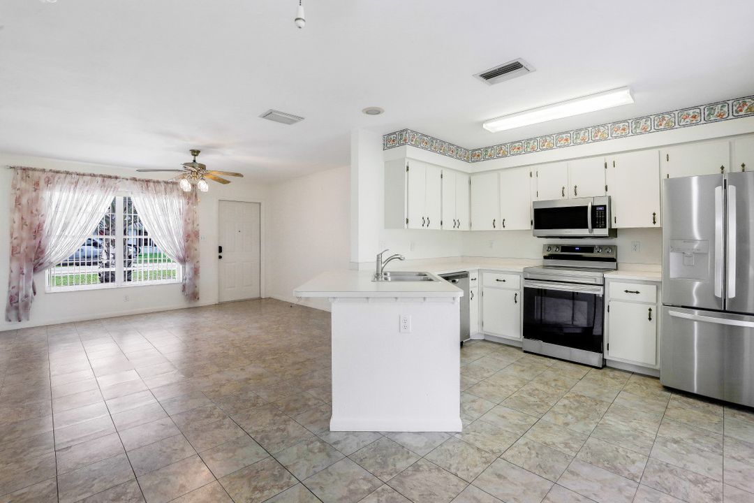 14037 Caribbean Blvd, Fort Myers, FL 33905