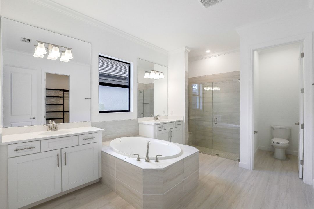 3154 Heather Glen Ct, Naples, FL 34114