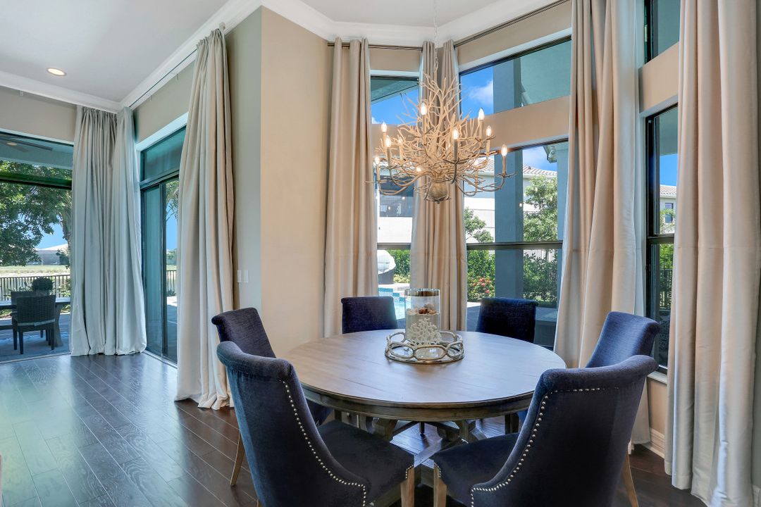 4600 Azalea Dr, Naples, FL 34119