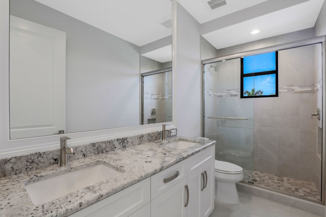 782 Saturn Ct, Marco Island, FL 34145