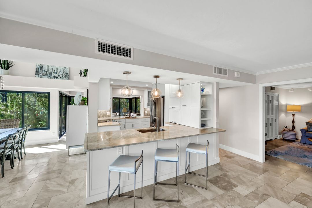 6710 Pelican Bay Blvd #435, Naples, FL 34108