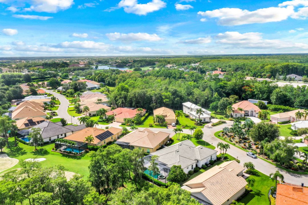 12811 Silverthorn Ct, Bonita Springs, FL 34135