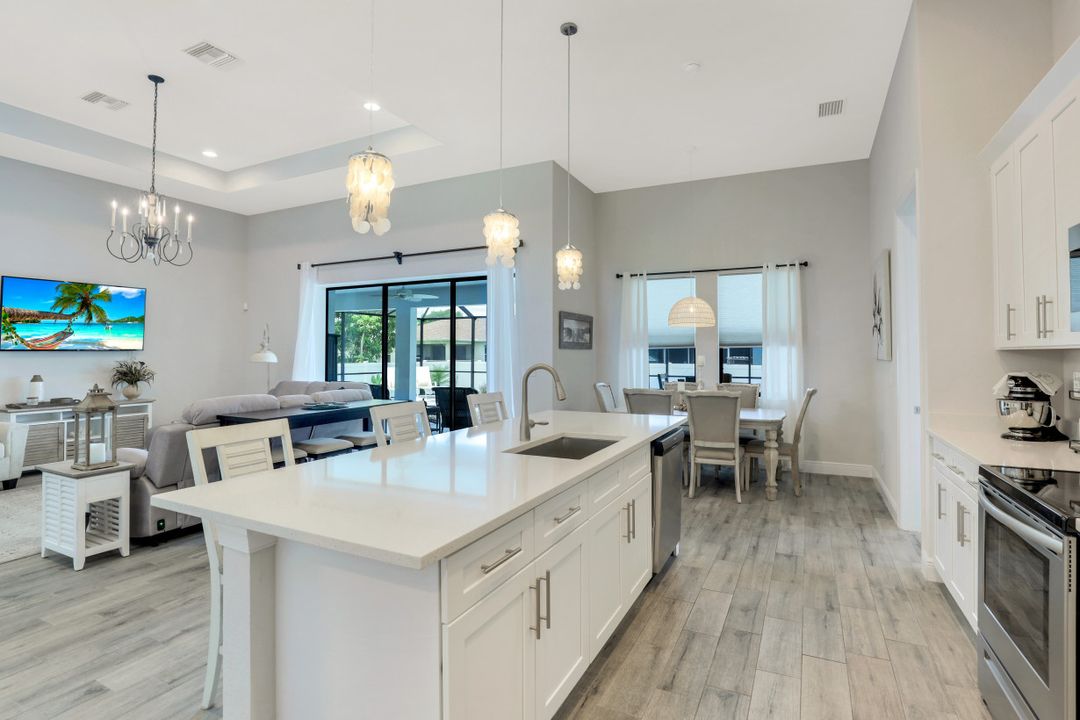 342 SW 28th Ave, Cape Coral, FL 33991