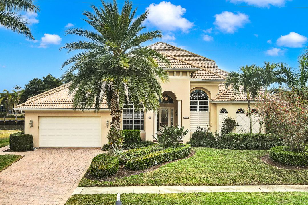 99 Gulfport Ct, Marco Island, FL 34145