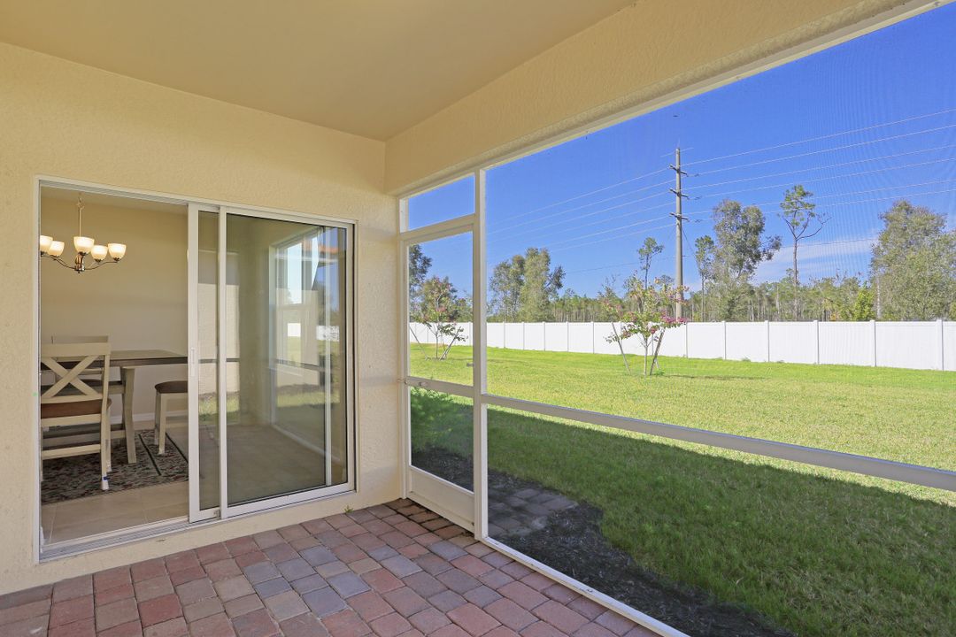 3146 Birchin Ln, Fort Myers, FL 33916