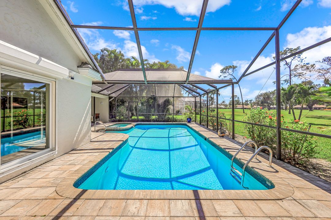 2016 Duke Dr, Naples, FL 34110