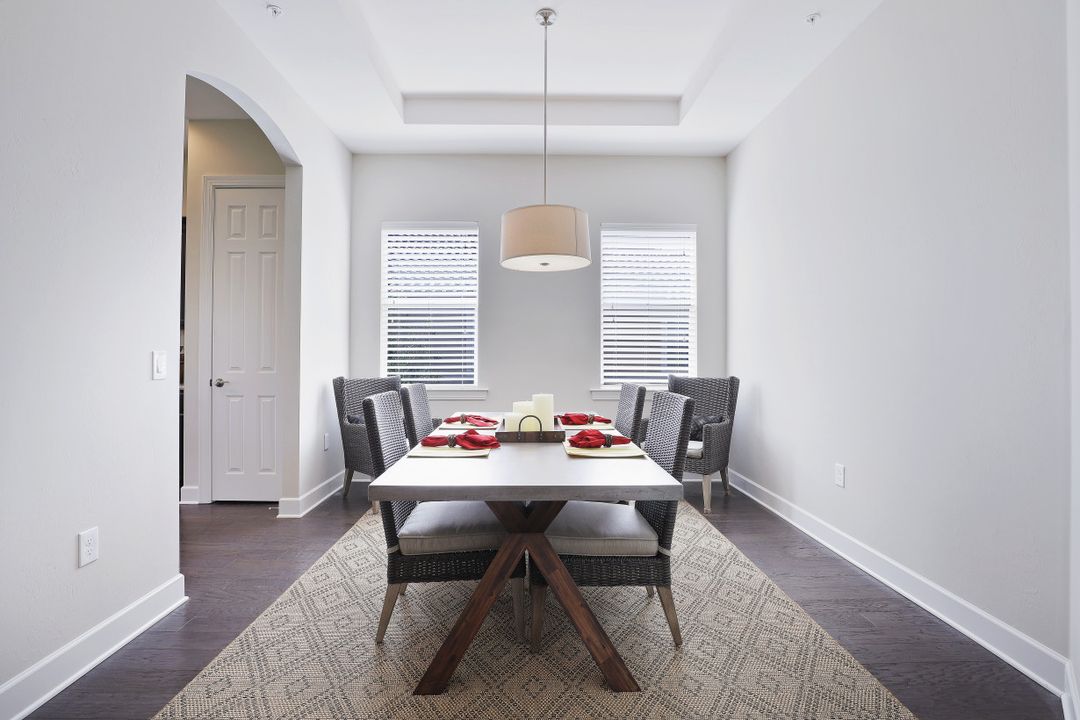 9542 Ironstone Terrace #202, Naples, FL 34120