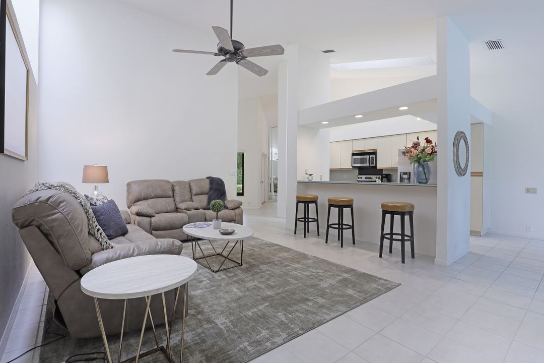 1380 Bald Eagle Dr, Naples, FL 34105