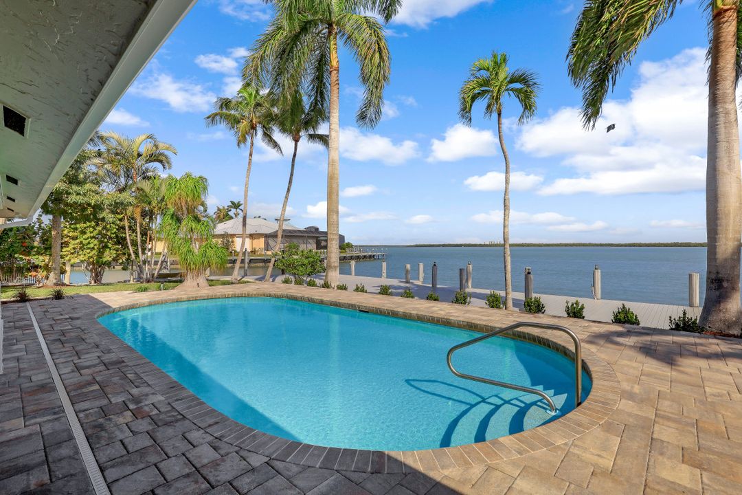 243 Dan River Ct, Marco Island, FL 34145