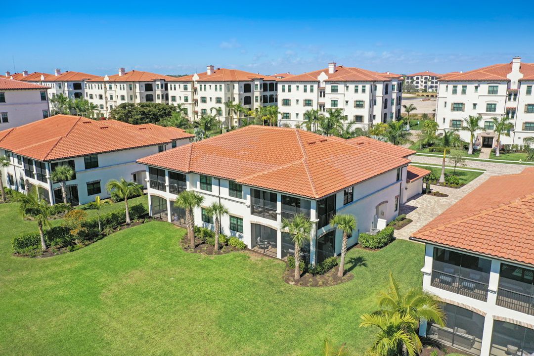16352 Viansa Wy #201, Naples, FL 34110