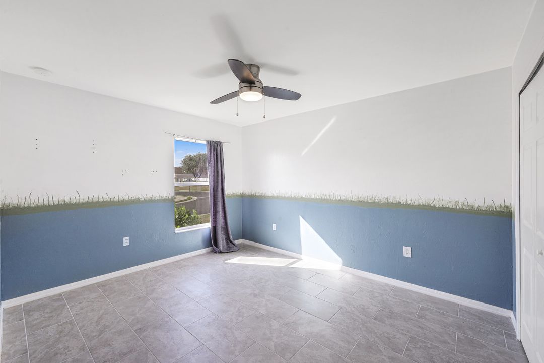 15736 Sunny Crest Ln, Fort Myers, FL 33905