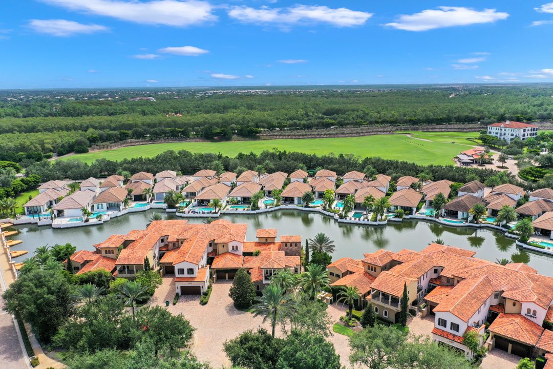 16649 Toscana Cir #806, Naples, FL 34110