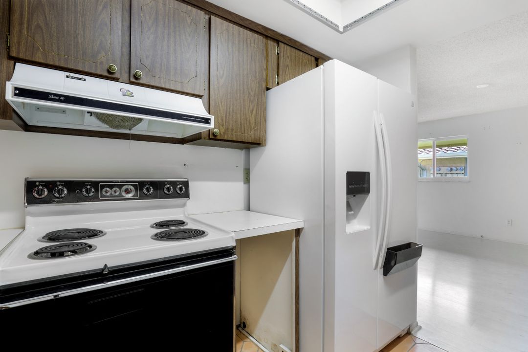 117 Teryl Rd #3, Naples, FL 34112