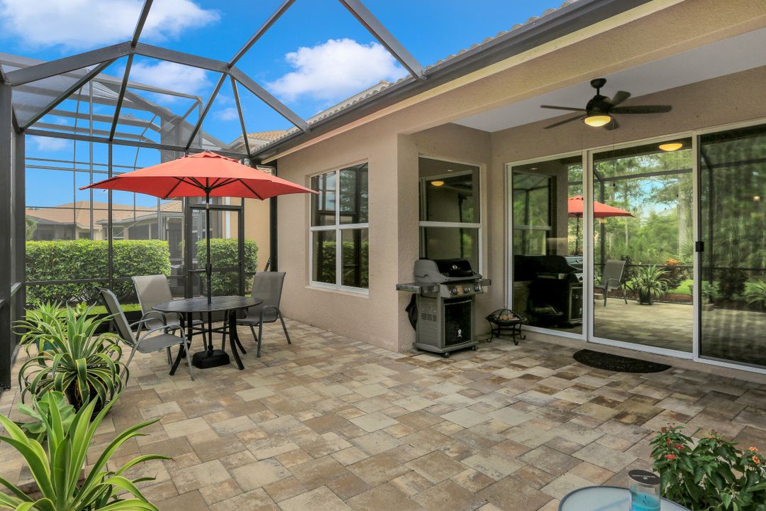 11222 Yellow Poplar Dr, Fort Myers, FL 33913