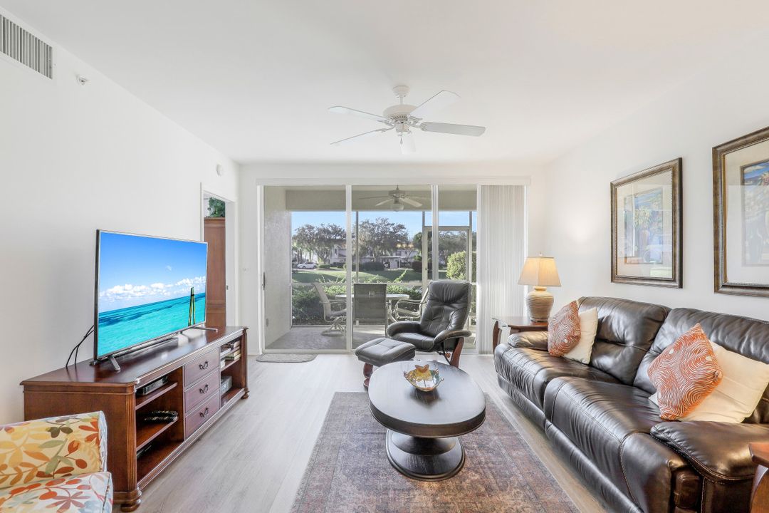 5060 Cedar Springs Dr #102, Naples, FL 34110