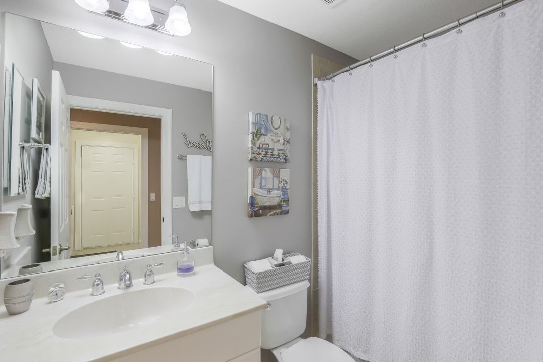 8763 Coastline Ct #101, Naples, FL 34120