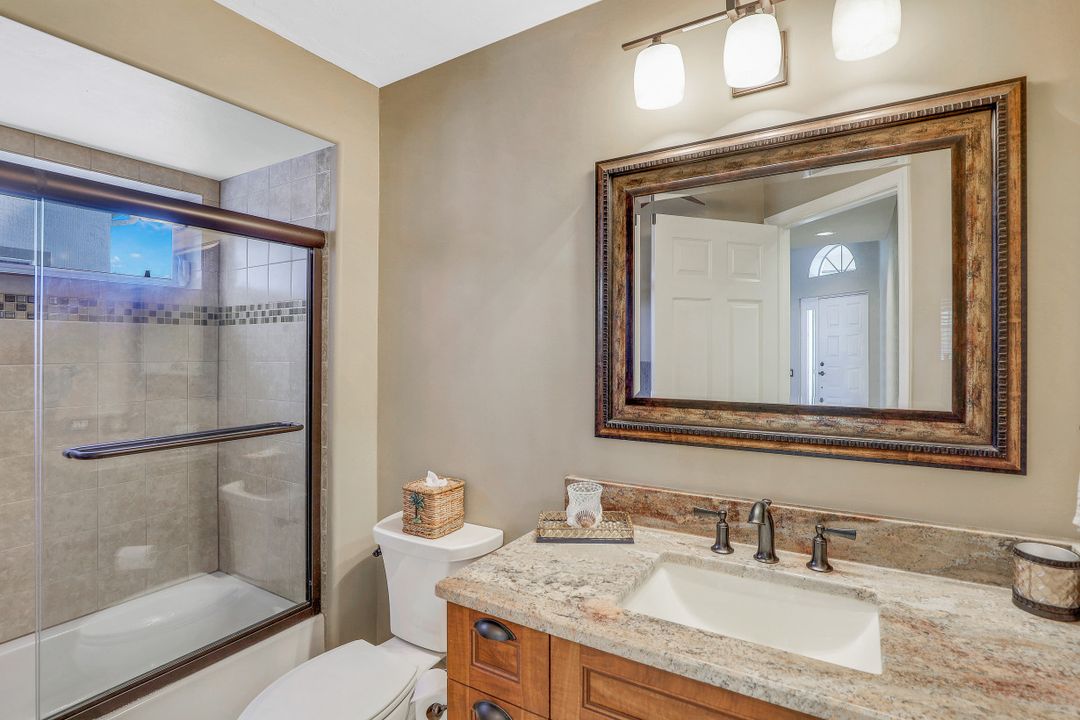 13450 Bridgeford Ave, Bonita Springs, FL 34135