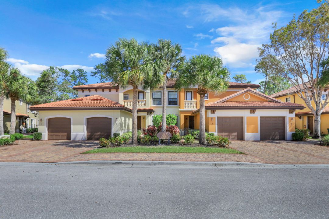 1256 Carpazi Ct #3, Naples, FL 34105