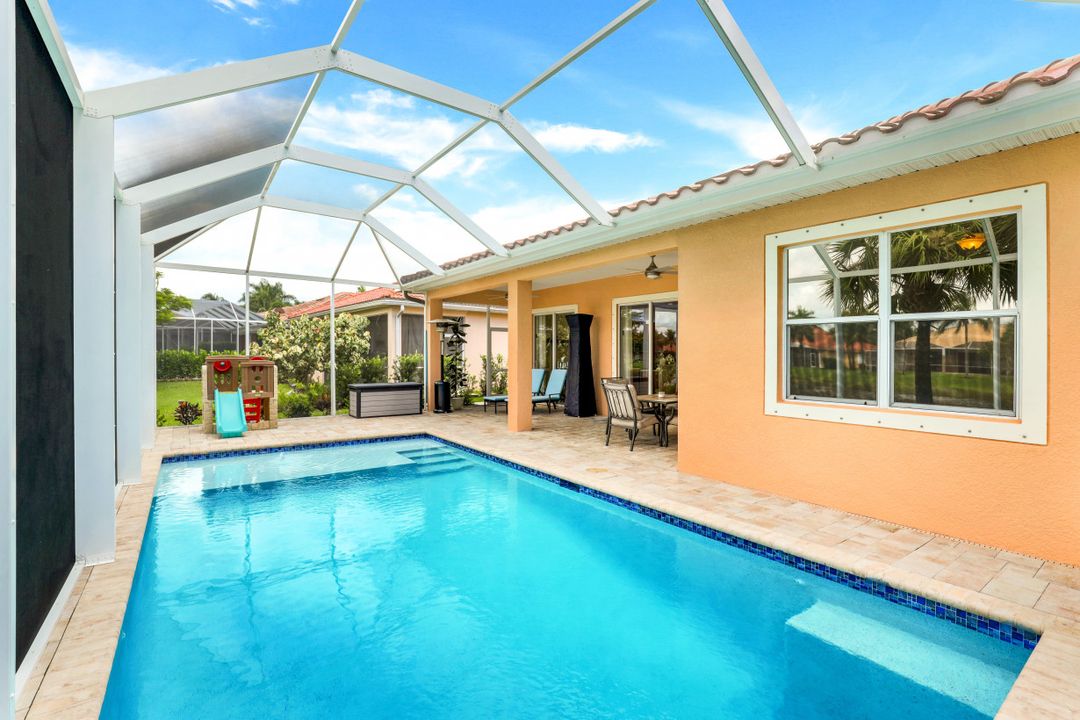 14087 Mirror Ct, Naples, FL 34114