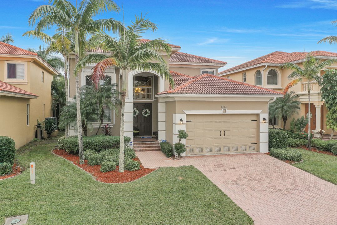 8313 Sumner Ave, Fort Myers, FL 33908