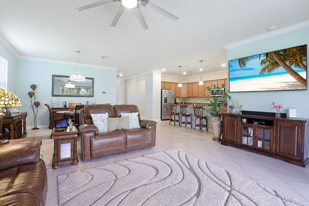 2517 Caslotti Way, Cape Coral, FL 33909