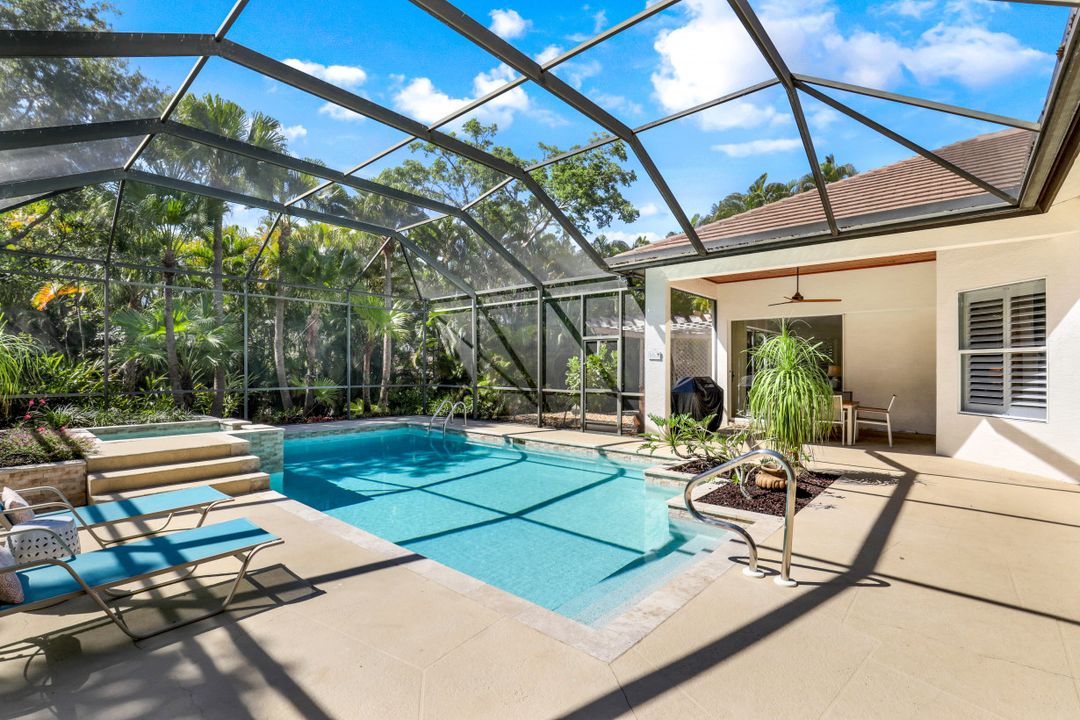 2229 Goshawk Ct, Naples, FL 34105