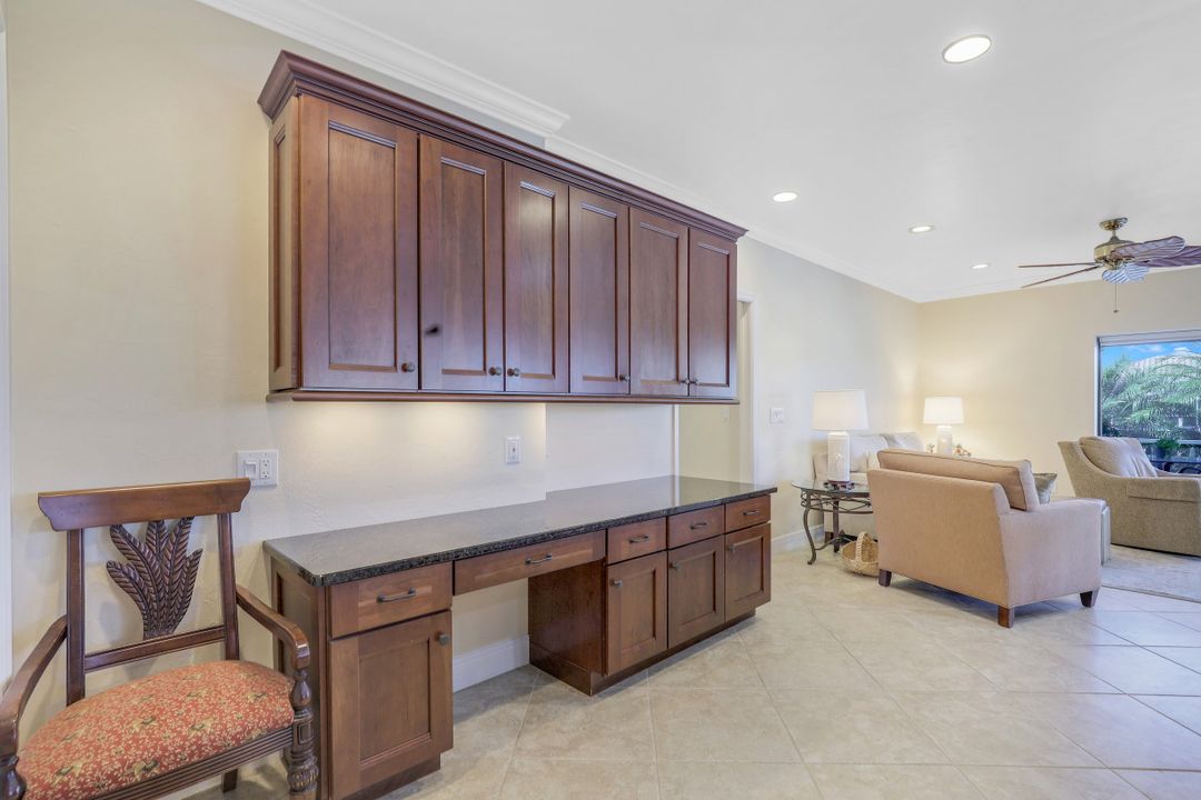 1160 Abbeville Ct, Marco Island, FL 34145