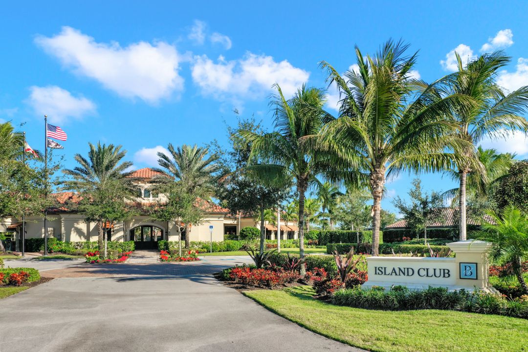 9037 Isla Bella Cir, Bonita Springs, FL 34135