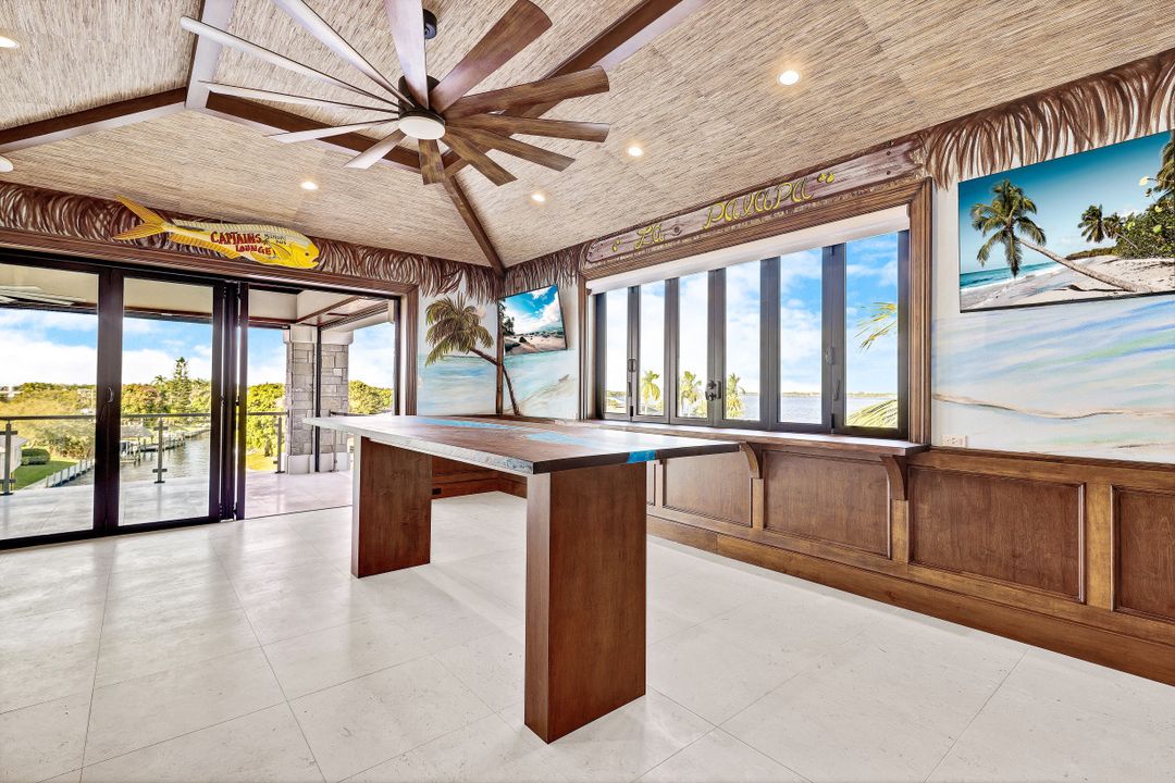 5603 Riverside Dr, Cape Coral, FL 33904