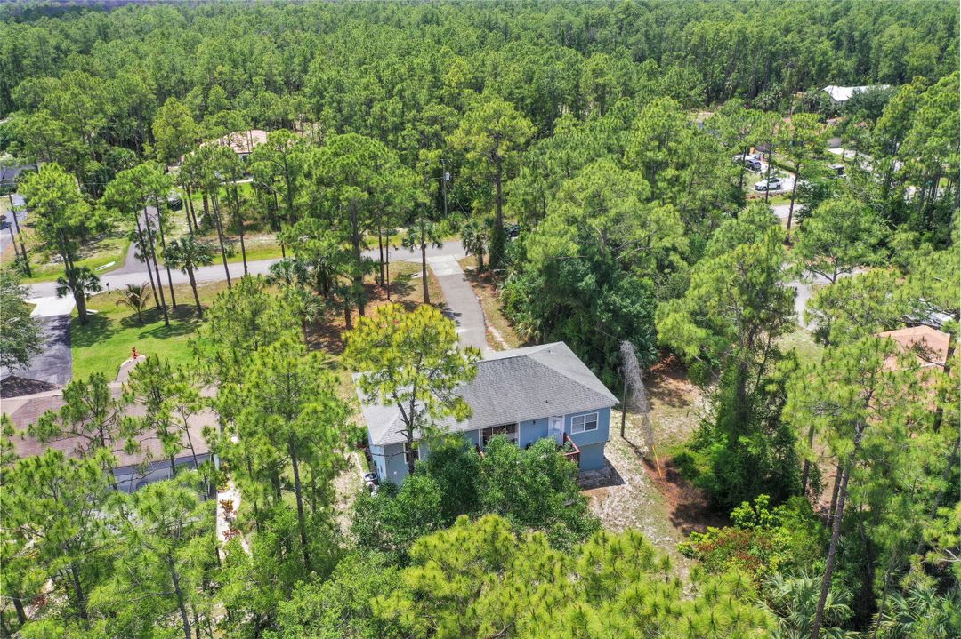 3675 10th Ave SE, Naples, FL 34117