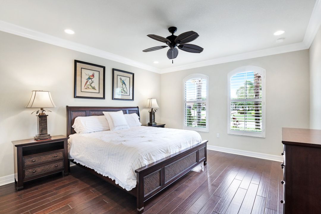 2939 Cinnamon Bay Cir, Naples, FL 34119