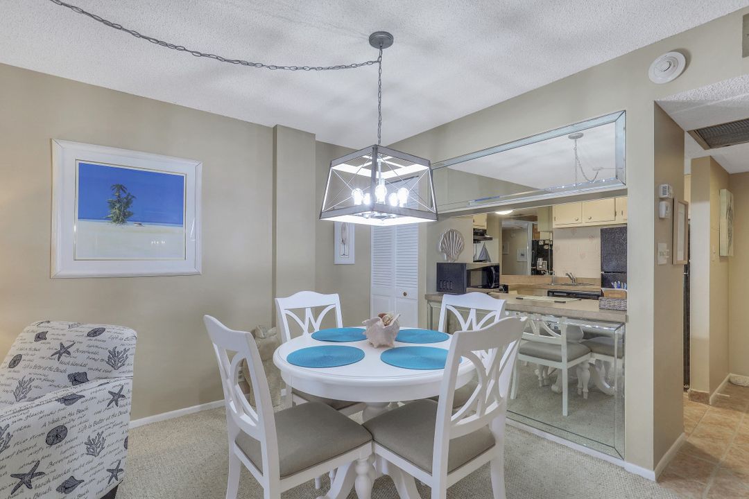 1 Bluebill Ave, Naples, FL 34108