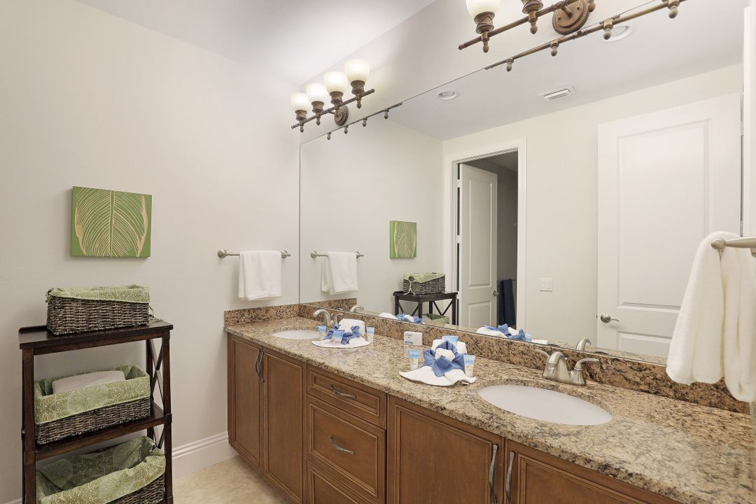 500 Spinnaker Dr, Marco Island, FL 34145