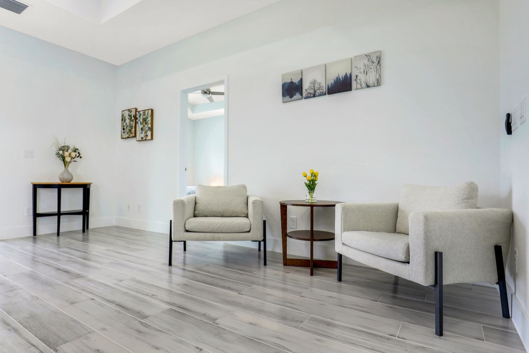 853 SW 13th St, Cape Coral, FL 33991