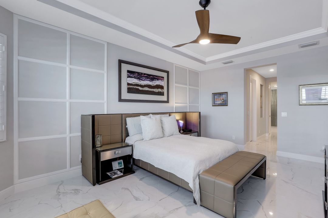 8961 Mustique Ln, Naples, FL 34114