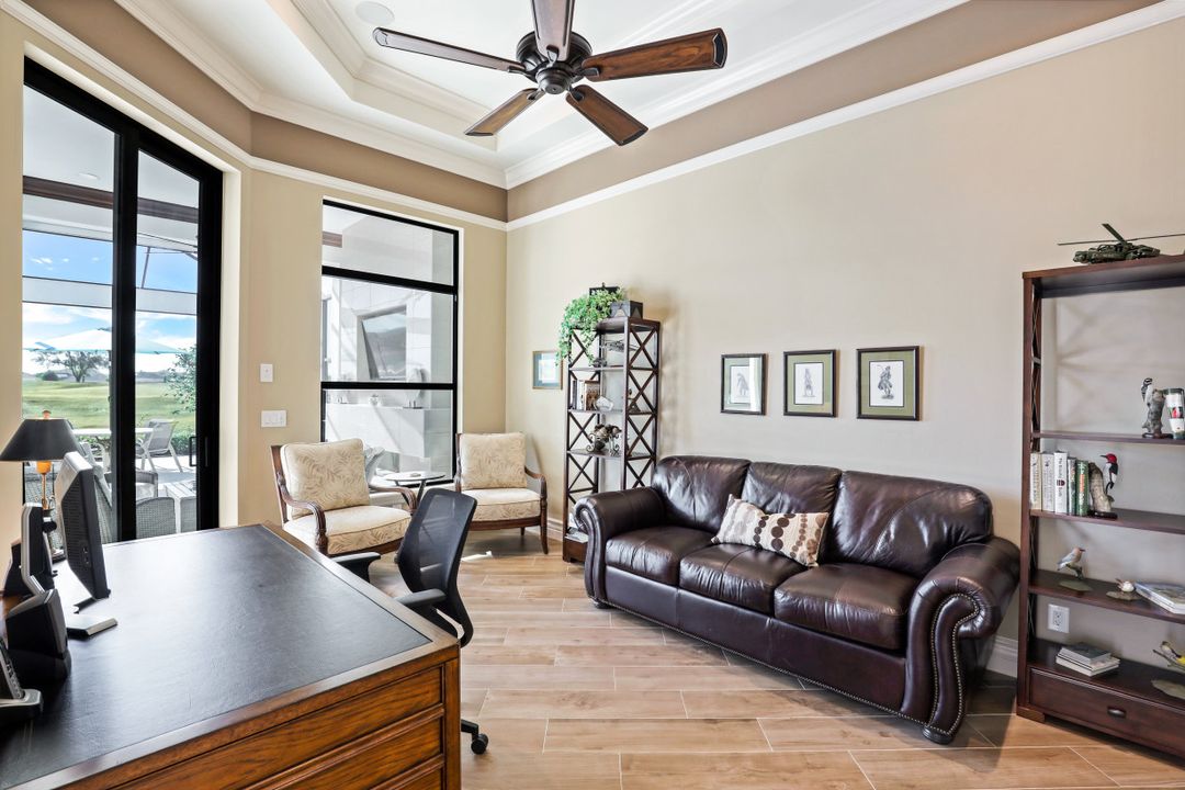 16462 Seneca Way, Naples, FL 34110