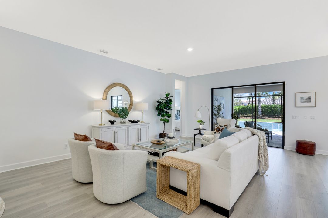 8924 Cappello Ct, Naples, FL 34119