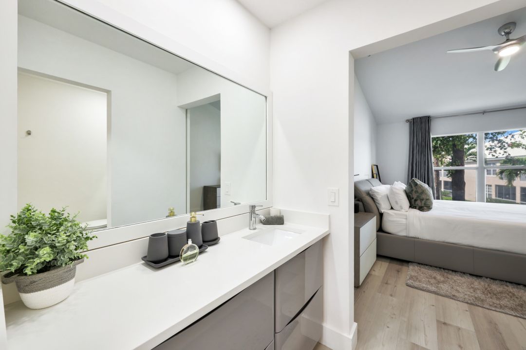 28622 Starboard Passage Way #building P, #202, Bonita Springs, FL 34134