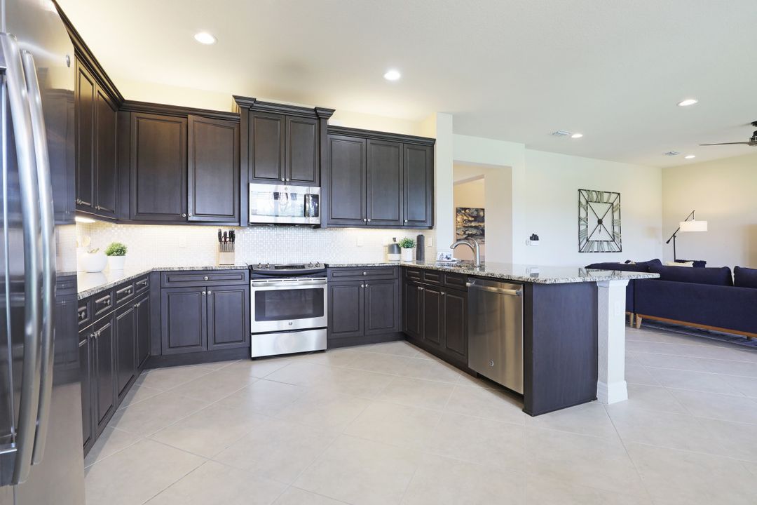 11509 Summerview Way, Fort Myers, FL 33913