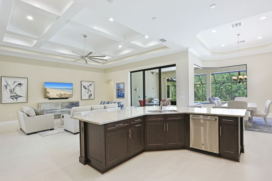 12774 Dundee Ln, Naples, FL 34120