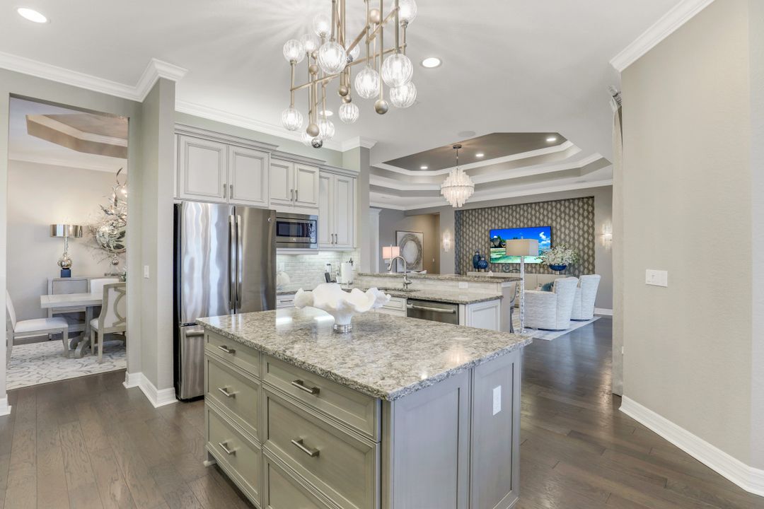 4383 Caldera Cir, Naples, FL 34119