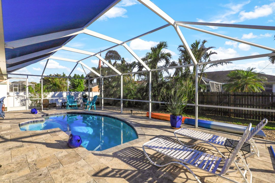 2710 SW 37th St, Cape Coral, FL 33914