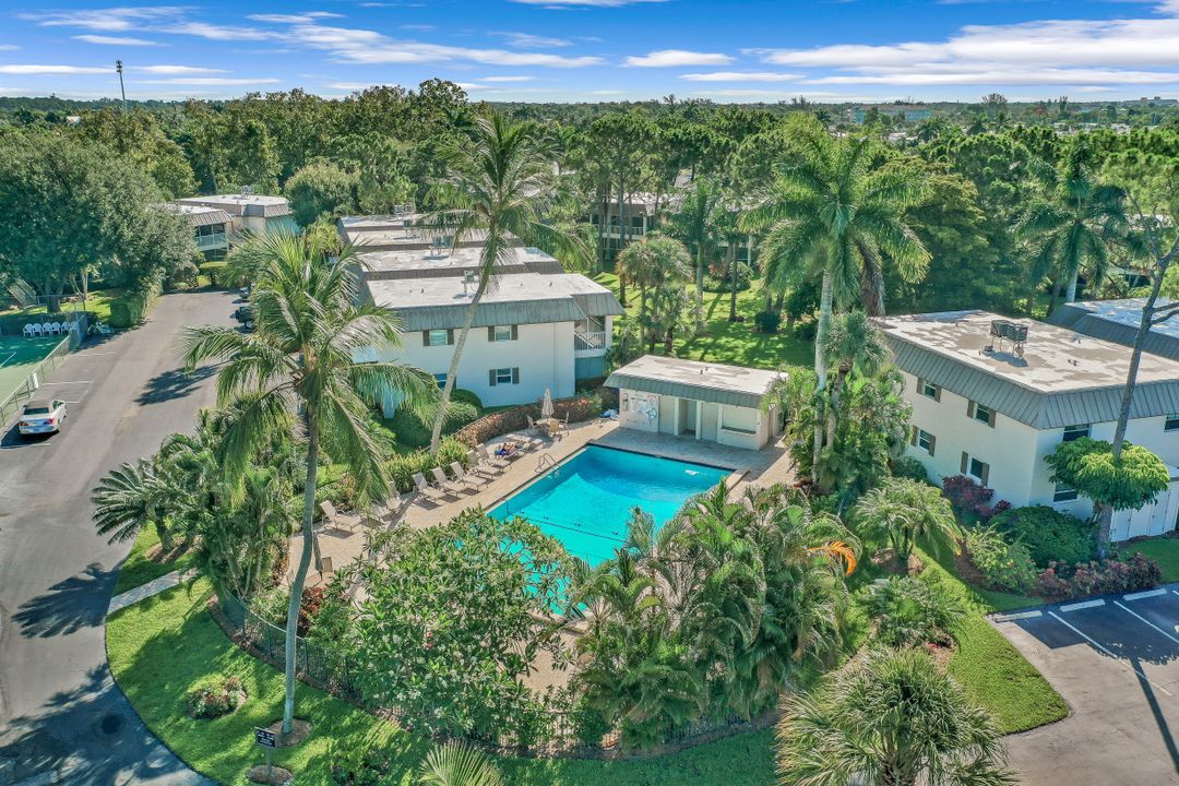 1549 Sandpiper St #92, Naples, FL 34102