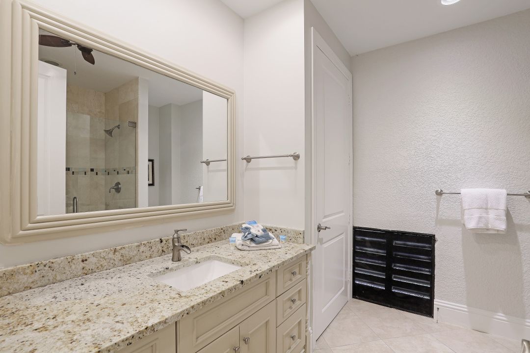 500 Spinnaker Dr, Marco Island, FL 34145