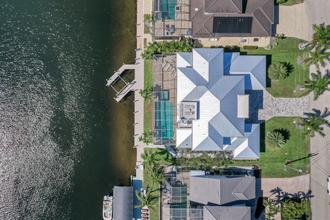 5210 SW 28th Pl, Cape Coral, FL 33914