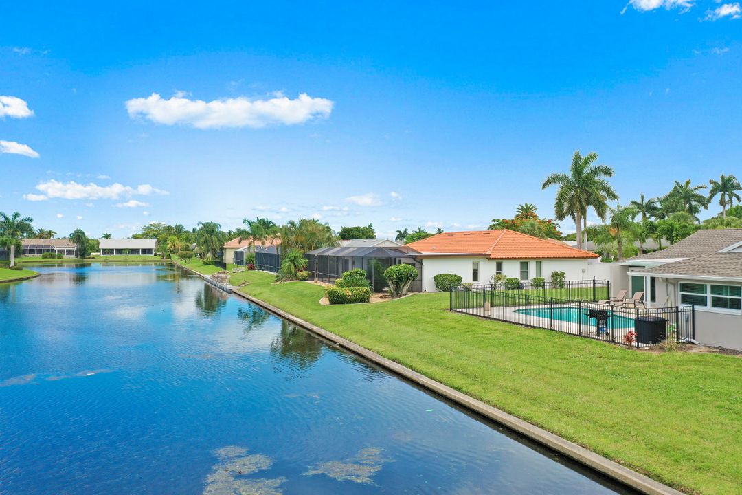 922 S Town and River Dr, Fort Myers, FL 33919