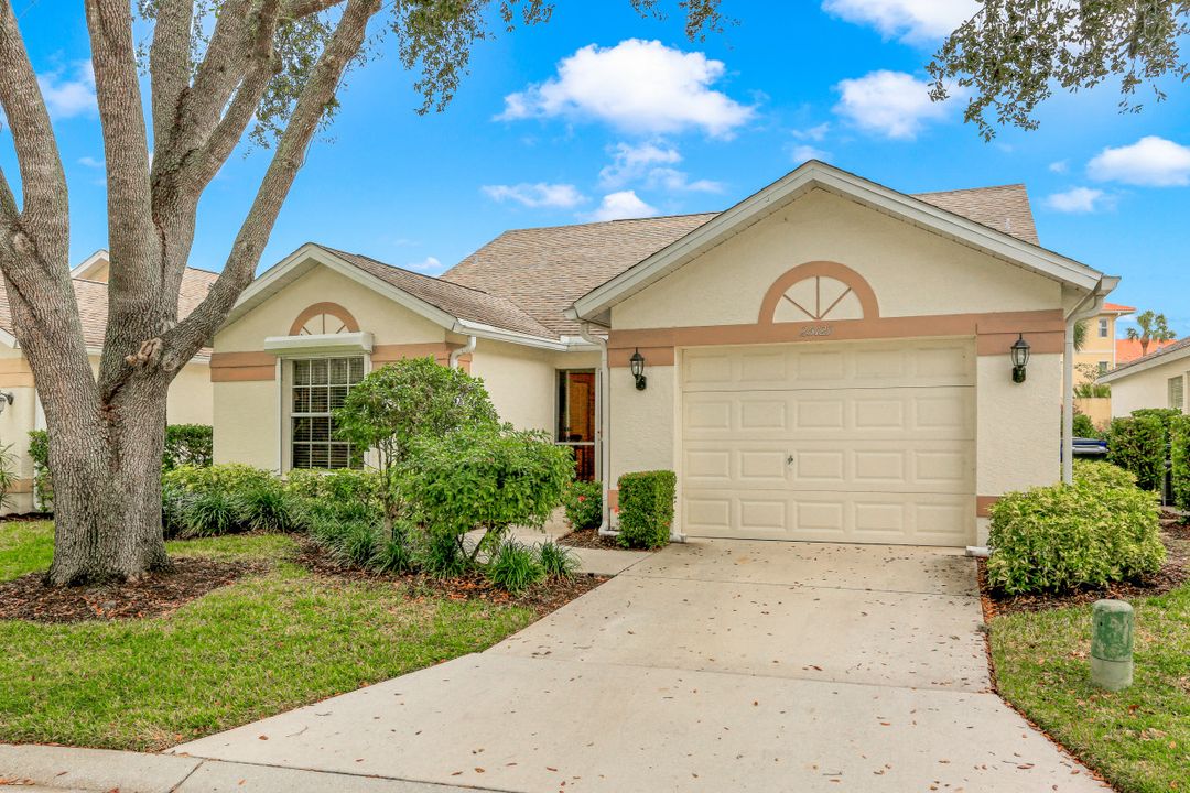 25121 Fairway Dunes Ct, Bonita Springs, FL 34135