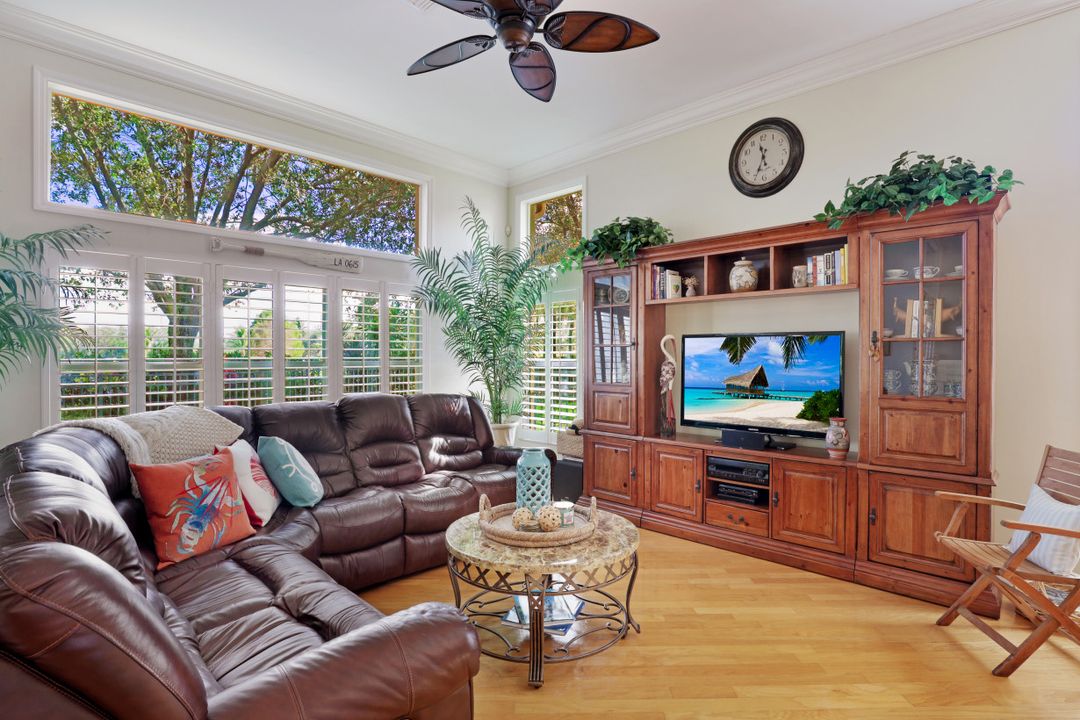 2025 Isla De Palma Cir, Naples, FL 34119
